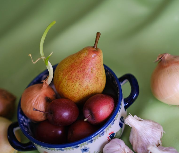 Parmesan - basisch oder sauer? Ein Blick auf den PRAL-Wert wpId: '14179' wpSlug: parmesan-basisch-oder-sauer-ein-blick-auf-den-pral-wert wpType: post dateCreated: '2024-07-22 23:04:14' dateModified: '2024-07-22 23:04:14' status: publish author: adminmm categories: - Milchprodukte & Käse - Basische Ernährung - Nährstoffwissen tags: [] excerpt: >- Du möchtest wissen, ob Parmesan basisch oder sauer ist? In diesem Blog-Post schauen wir uns den PRAL-Wert von Parmesan an und erläutern, wie er zur parentId: '0' hasRecipes: false type: blog featuredImage: /images/2023/07/parmesan.jpg